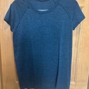 Lululemon. Swiftly tech. Navy. 10. Excellent condition. Hip length.